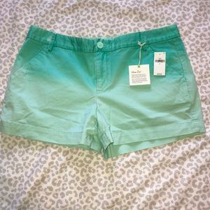 Gap ombré khaki shorts